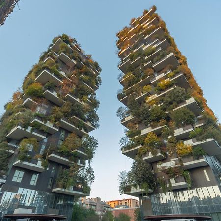 Modern Oasis Opposite Bosco Verticale Apartment Milan Exterior photo